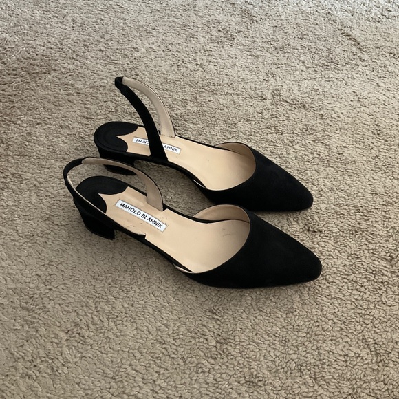 Manolo Blahnik Aspro Suede Block-Heel Slingback Pump - Picture 3 of 10